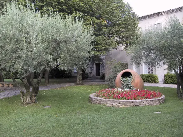 Monte Escalier Access Pose monte escalier Garons