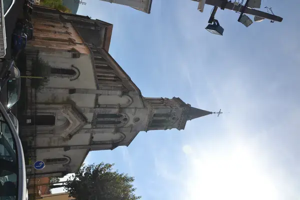 Monte Escalier Access Pose monte escalier Gonfaron