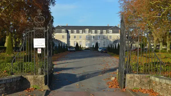 Monte Escalier Access Pose monte escalier La Montagne