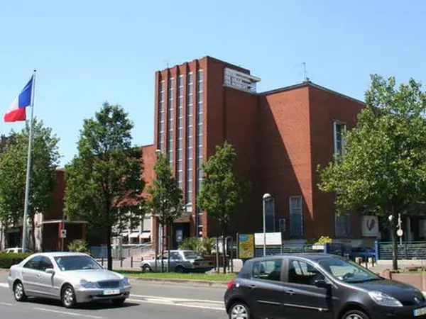 Monte Escalier Access Pose monte escalier Le Bourget