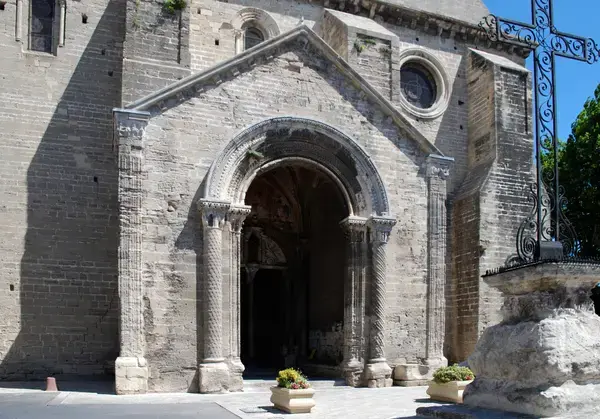 Monte Escalier Access Pose monte escalier Le Thor