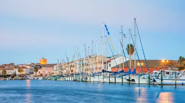 Monte Escalier Access Pose monte escalier Mèze