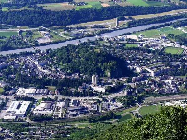 Monte Escalier Access Pose monte escalier Montmélian