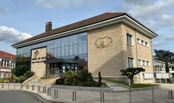 Monte Escalier Access Pose monte escalier Paray-Vieille-Poste