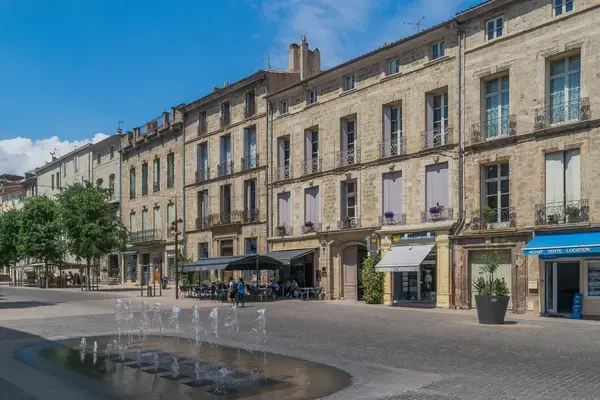 Monte Escalier Access Pose monte escalier Pézenas