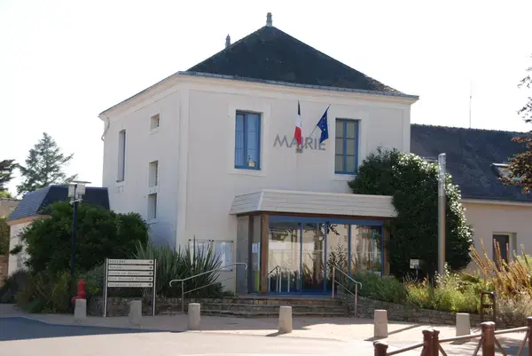 Monte Escalier Access Pose monte escalier Saint-Lyphard