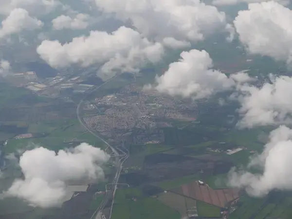 Monte Escalier Access Pose monte escalier Saint-Martin-de-Crau