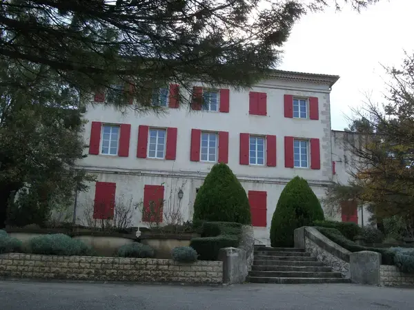 Monte Escalier Access Pose monte escalier Simiane-Collongue
