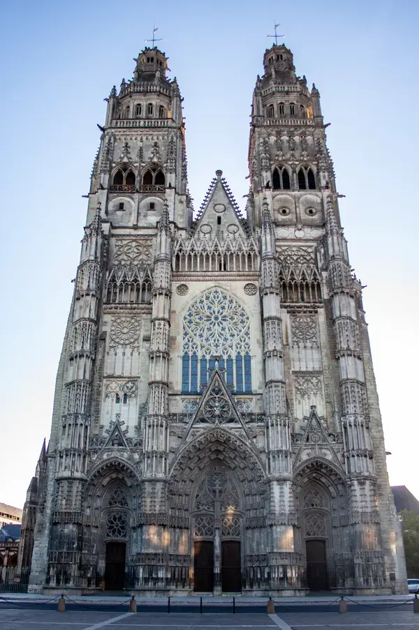 Monte Escalier Access Pose monte escalier Tours