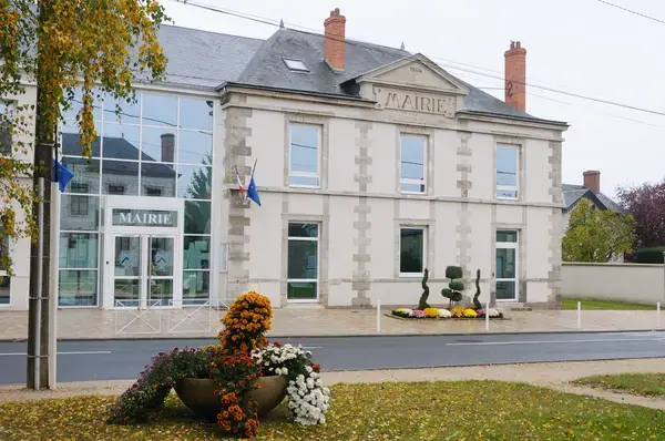 Monte Escalier Access Pose monte escalier Traînou