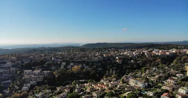 Monte Escalier Access Pose monte escalier Vence